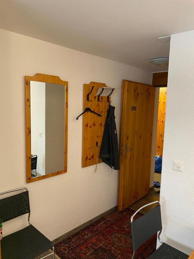 Lovely 1-Bedroom Apartment In The Heart Of 다보스 외부 사진